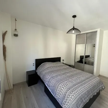 Superbe Centre Ним