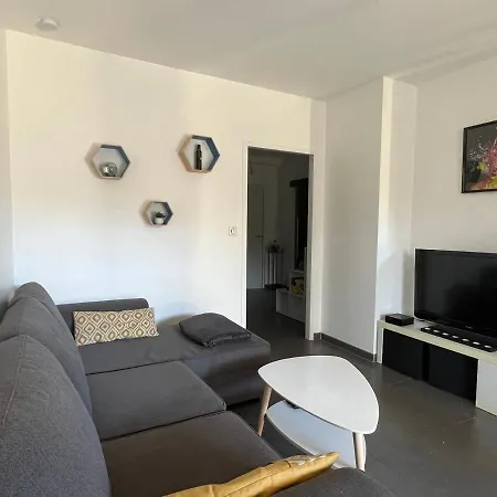 Superbe Centre Апартаменты Ним